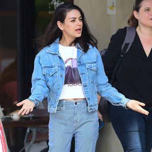 Während Demi Moores Enthüllungen: Mila Kunis stylt sich um!