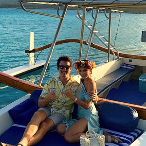1. Hochzeitstag: So romantisch feiern Miles Teller & Keleigh