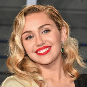 Miley Cyrus: Hat sie aus VMA-Skandal-Performance gelernt?