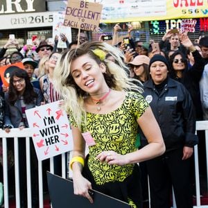 Video: Emily Osments erste Single!