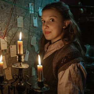 Startzeitraum steht: Dann kommt dritter "Enola Holmes"-Film