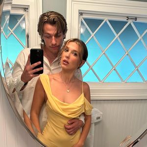 Mit Ring ihrer Mutter: So verlobte sich Millie Bobby Brown