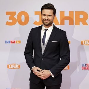 Miloš Vuković meldet sich zum "Unter uns"-Produktionsstopp