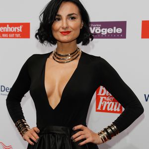 "Po zugetackert": Mimi Fiedler spricht über Playboy-Shooting