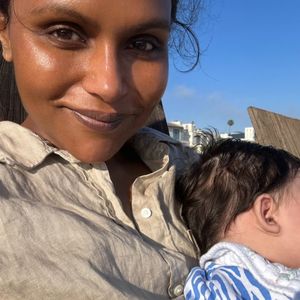 Süß! Mindy Kaling feierte mit ihrem Neugeborenen den 4. Juli