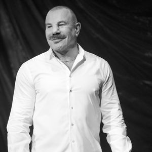 Manfred Thierry Mugler wäre heute 75 Jahre alt geworden!