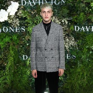 Nach Drama mit Dua Lipa: Hat Anwar Hadid eine neue Freundin?