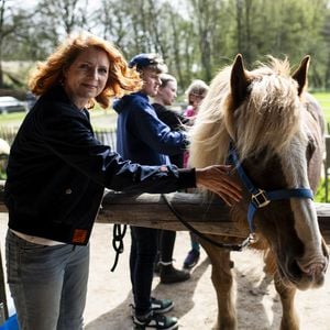 Erster Auftritt in 2024: Monica Lierhaus strahlt bei Event!