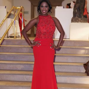 Spaß am Set: Motsi Mabuse stellt GZSZ auf den Kopf