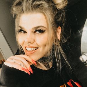 BTN-Comeback: Kehrt Mrs. Nina Chartier alias Sabrina zurück?