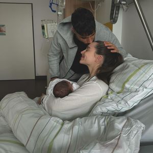 Kurz nach Geburt: Nader Jindaoui teilt Krankenhausfotos