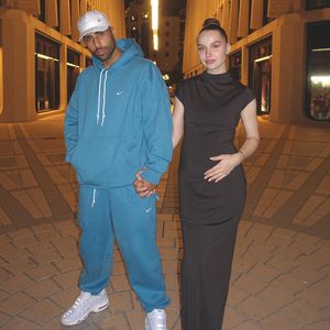 Nader Jindaoui macht schwangerer Louisa süße Liebeserklärung