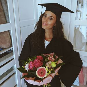 Per Fernstudium: Ex-GZSZ-Nadine Menz hat ihren Bachelor