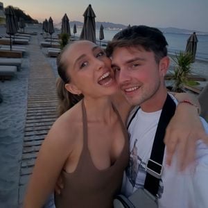 Urlaubsgrüße: Mike Singer schwärmt von "Babymama" Nadja