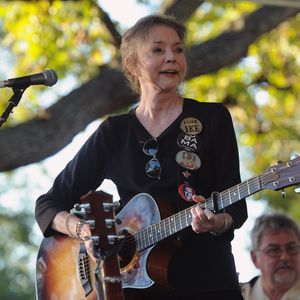 Nanci Griffith gestorben: Todesursache für eine Woche geheim
