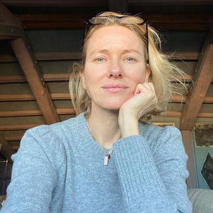 Tragisch: Naomi Watts verlor Papa früh an Heroin-Überdosis