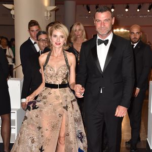 Besonderes Emmy-Date: Liev Schreiber mit Sohn auf Red Carpet