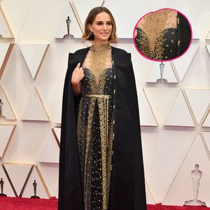 Namen auf Cape: Das steckte hinter Natalie Portmans Outfit