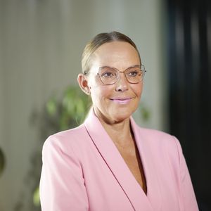 In Throwback-Collage: Natascha Ochsenknecht zieht blank!