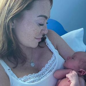 Natasha Hamilton teilt erste Fotos von ihrer Tochter Kitty!