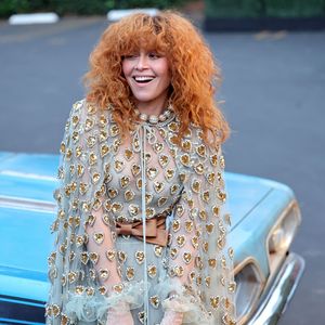 Natasha Lyonne ermittelt wieder in "Poker Face"-Staffel zwei