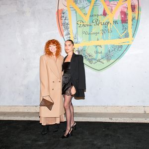 Natasha Lyonne und Zoë Kravitz strahlten auf dem Rad Carpet