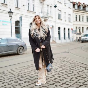 Mama-Glow? Fans vermuten Babynews bei Nathalie Bleicher-Woth