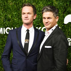 So geht es Neil Patrick Harris' Mann nach Wirbelsäulen-OP