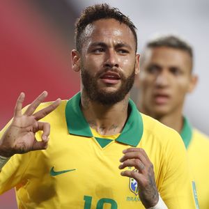 Wegen Transfer-Summe: Fußball-Star Neymar droht Gefängnis!