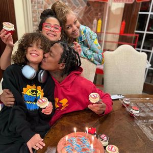 43. Geburtstag: Nick Cannon feiert mit Zwillingen und Mama