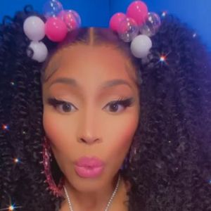 Beauty-OP: Nicki Minaj lässt sich die Brüste verkleinern