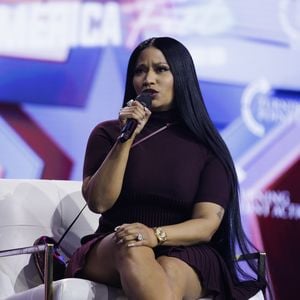 Nicki Minaj lobt Trump als "gutaussehend" und "charmant"