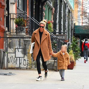 Süß! Nicky Hilton und Tochter (2) im kuscheligen Partnerlook