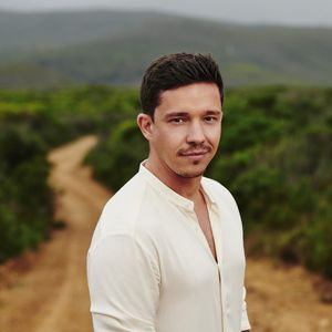 Gewusst? Nico Santos' Papa ist Melitta-Mann aus den 90ern