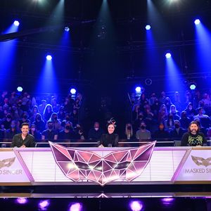 Fans verwirrt: "Masked Singer"-Rateteam rätselt extra falsch