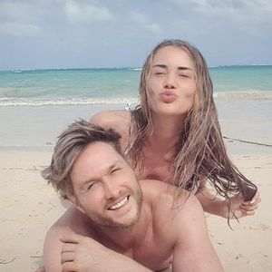 Nico Schwanz und seine Julia grüßen aus dem Liebes-Urlaub
