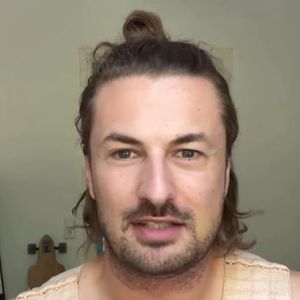 So geht es Nicolas Puschmann nach Brust-OP und Fettabsaugung