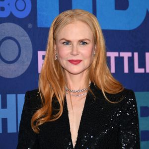 Benutzt Nicole Kidman echt Hühnchenfett für straffere Haut?