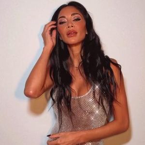 Sexy Clip: Nicole Scherzinger reißt sich Minikleid vom Leib!