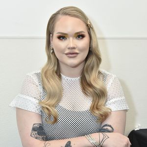 Seltenes Paar-Pic: Nikkie Tutorials stellt neuen Freund vor!