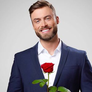 Er ist bereits Vater: Alle Infos zum neuen Bachelor Niko!