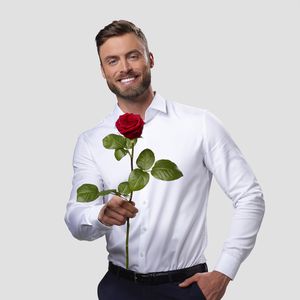 Erste Nacht der Rosen: Wie finden die Fans Bachelor Niko?