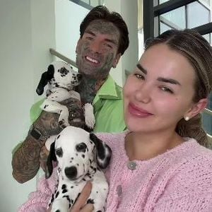 Für ihre Hunde: Nikola und Kim Virginia bauen ein Haus