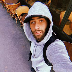 "Im Verwesungszustand": So kam Rapper Nimo von Drogen los