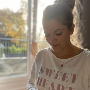 Alles gut? Nina Bott hatte Wochenbett-Komplikationen