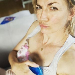 Schwerer Schritt: Nina Bott hat ihren Sohn Lio abgestillt