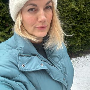 Nina Bott hofft auf entspannte Mama-Auszeit im Dschungelcamp