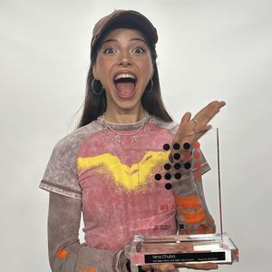 Nina Chuba stürmt mit ihrem neuen Album die deutschen Charts