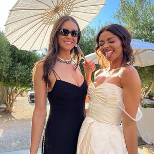 Süß! Nina Dobrev gewährt Einblicke in Sarah Hylands Hochzeit