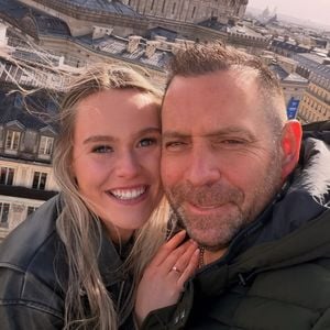 "Zweimal Ja": Ikke Hüftgold und Nina Reh haben sich verlobt